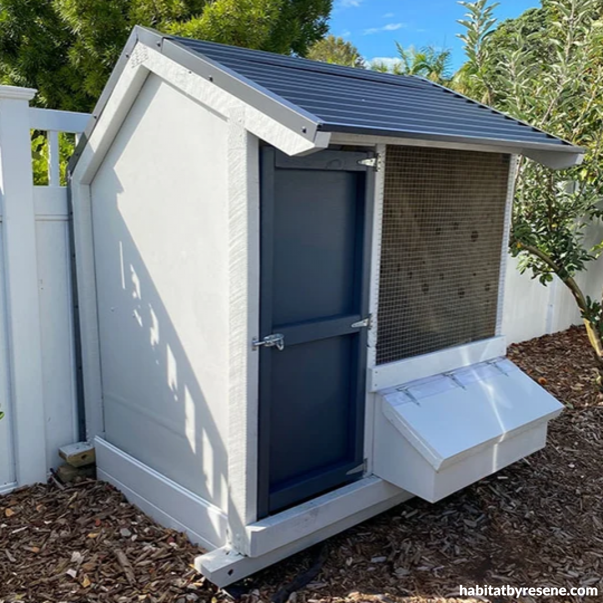 Impeckable chicken coops Habitat by Resene