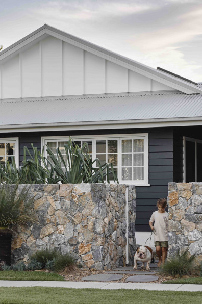 From neglected to coastal chic: The stunning renovation of a Queensland worker's cottage