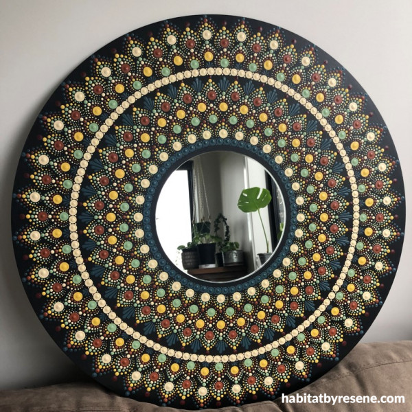 Artist Lynsey Watts creates one-of-a-kind mesmerising mandalas