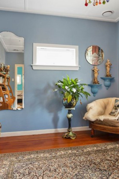 A transitional villa in colours of the rainbow is a real show-stopper A transitional villa in colours of the rainbow is a real show-stopper