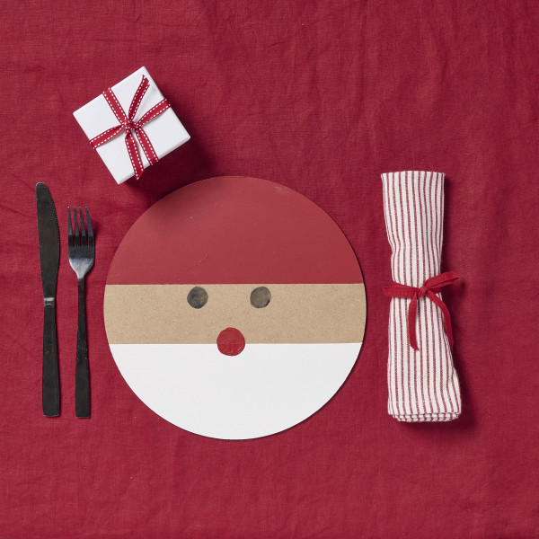VanessaNouwens ChristmasCraft Photo BryceCarleton V01