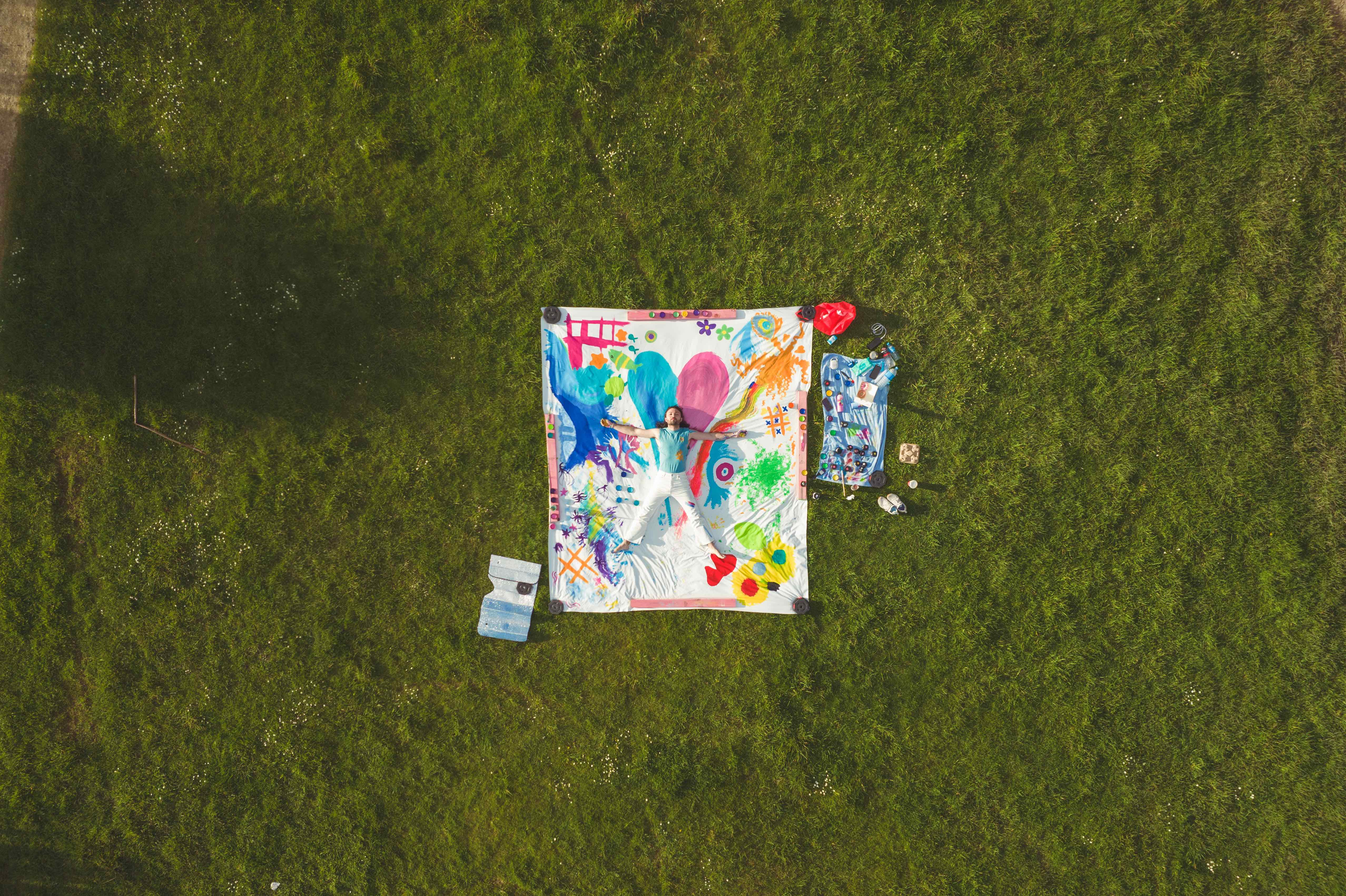 music-makes-the-art-grow-fonder-habitat-by-resene