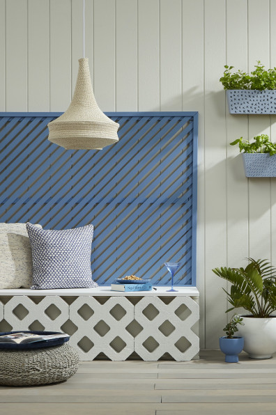 Embracing the cold: Designing the perfect outdoor space for winter