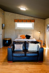 Industrial chic meets cosy elegance