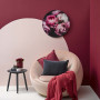 Peachy pink and pomegranate red together could be confronting, but in this room, they ooze friendliness and warmth