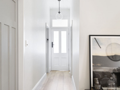 The Block NZ’s Peter Wolfkamp creates a striking monochrome palette inside his Devonport cottage with Resene Half Merino  The Block NZ’s Peter Wolfkamp creates a striking monochrome palette inside his Devonport cottage with Resene Half Merino