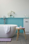 Dive into tranquillity: Refreshing blue hues for your bathroom