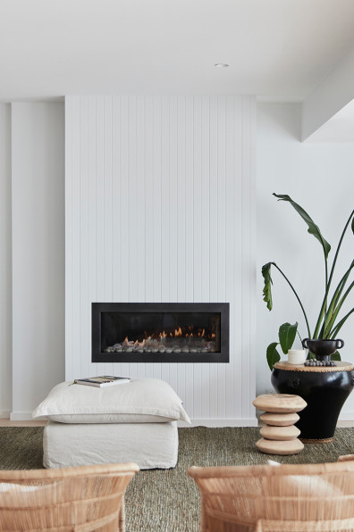 The secret to a sophisticated home? A little moody magic! 