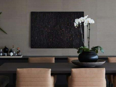 The secret to a sophisticated home? A little moody magic! 