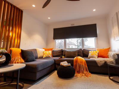 A contemporary-classic home makeover A contemporary-classic home makeover