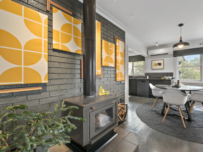 A contemporary-classic home makeover A contemporary-classic home makeover