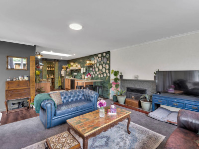 A home grounded in family history – and a colour surprise inside! A home grounded in family history – and a colour surprise inside!