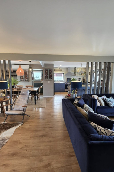 Inside a relaxed coastal home with a maximalist twist Inside a relaxed coastal home with a maximalist twist