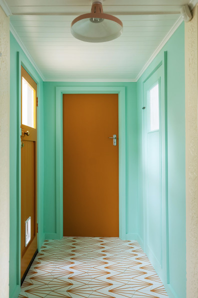 Peek inside this colourful cottage Peek inside this colourful cottage