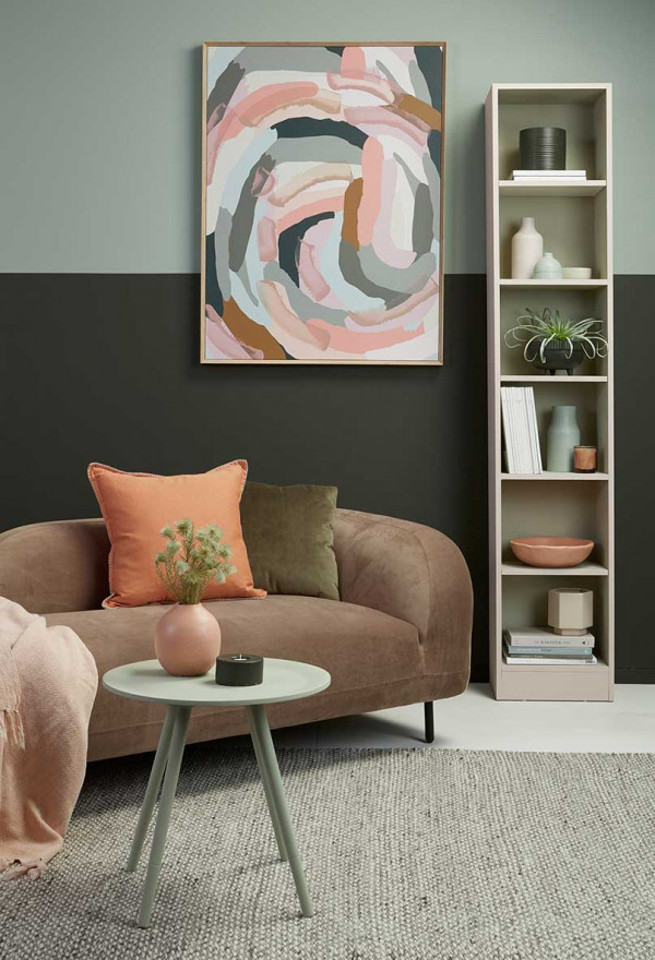 Vanessa Nouwens green pink lounge Resene Pewter+Karaka+WhitePointer+Soothe+Helix+Secrets+Bud+Eagle photo Bryce Carleton v12