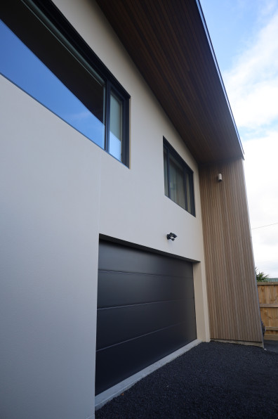 Grounded coastal living in the South Island