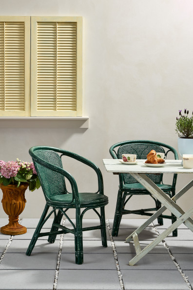 Here’s how to style your home for summer