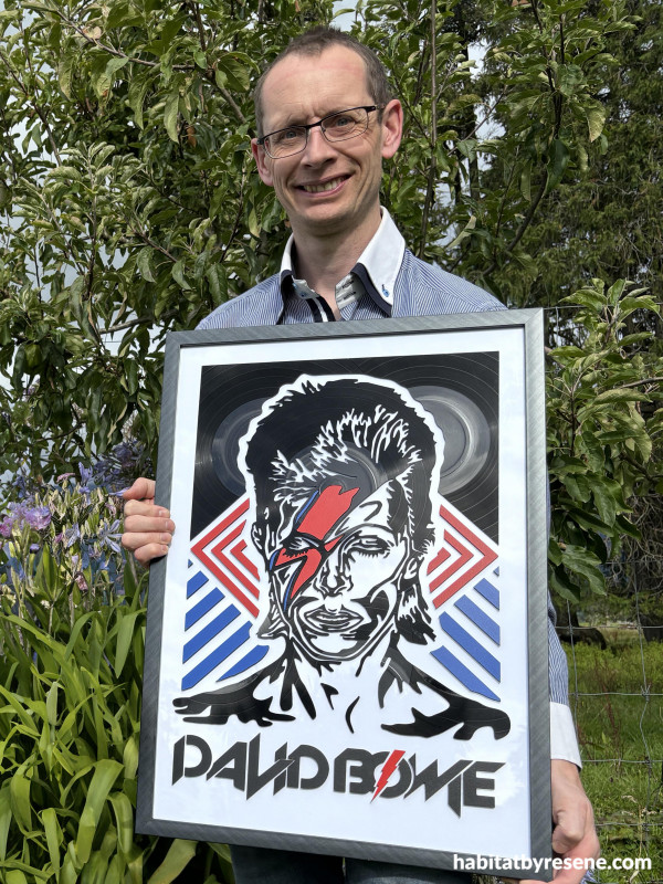Artist Glynn Berland with his David Bowie design.