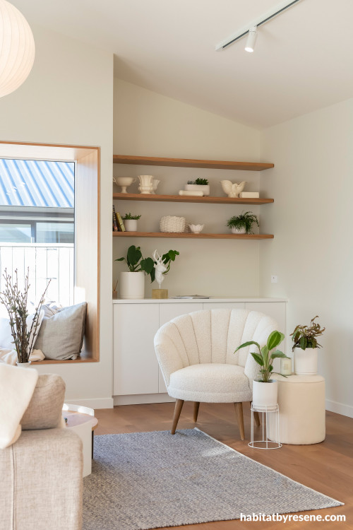 Living area, open plan living area