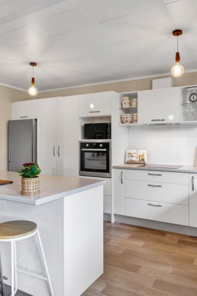 A mid-century home with a twist 