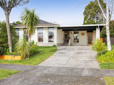 A mid-century home with a twist A mid-century home with a twist