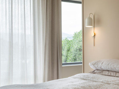 A hillside haven with coastal warmth