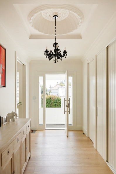 Timeless neutrals for a 1920s bungalow Timeless neutrals for a 1920s bungalow