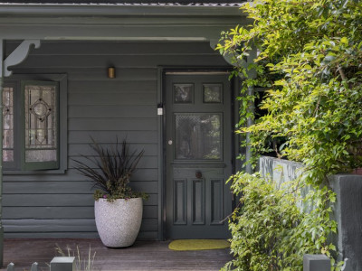 A colourfully confident Australian home A colourfully confident Australian home