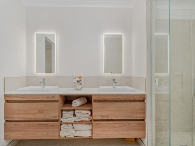 Bathroom makeover plans? Here’s how to do it right! Bathroom makeover plans? Here’s how to do it right!