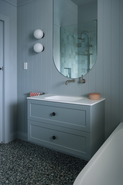 Bathroom makeover plans? Here’s how to do it right! Bathroom makeover plans? Here’s how to do it right!