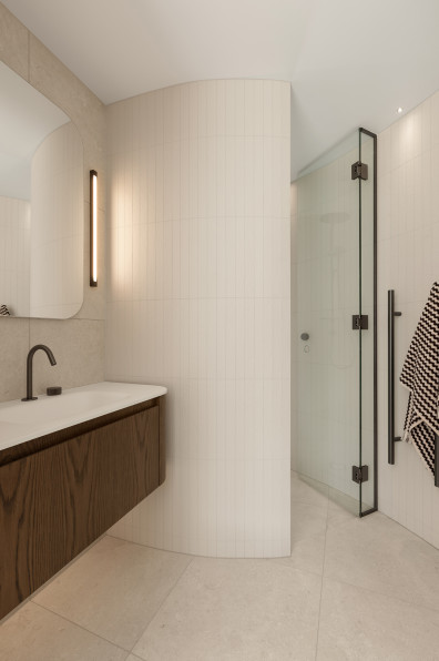 Clever design and soft tones for a compact home Clever design and soft tones for a compact home