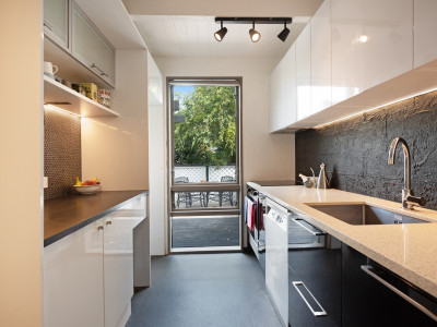 A colourful comeback for a 1970s townhouse A colourful comeback for a 1970s townhouse