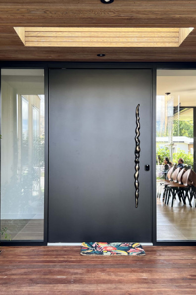 She’s done it again! See how Priyanka has transformed this home into a luxurious sanctuary 