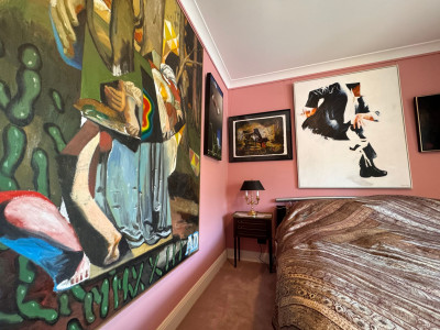 An artistic eye for colour: Setting the stage for an extraordinary home gallery