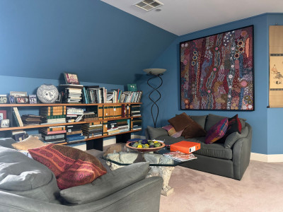 An artistic eye for colour: Setting the stage for an extraordinary home gallery An artistic eye for colour: Setting the stage for an extraordinary home gallery