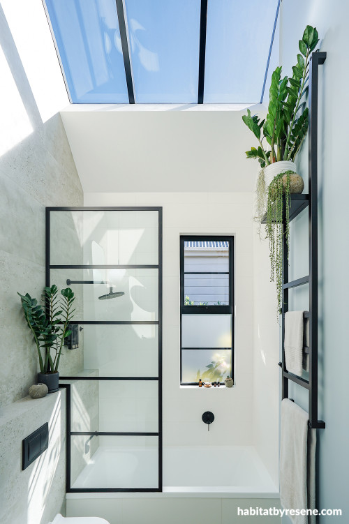 Bathroom painted in Resene White Pointer