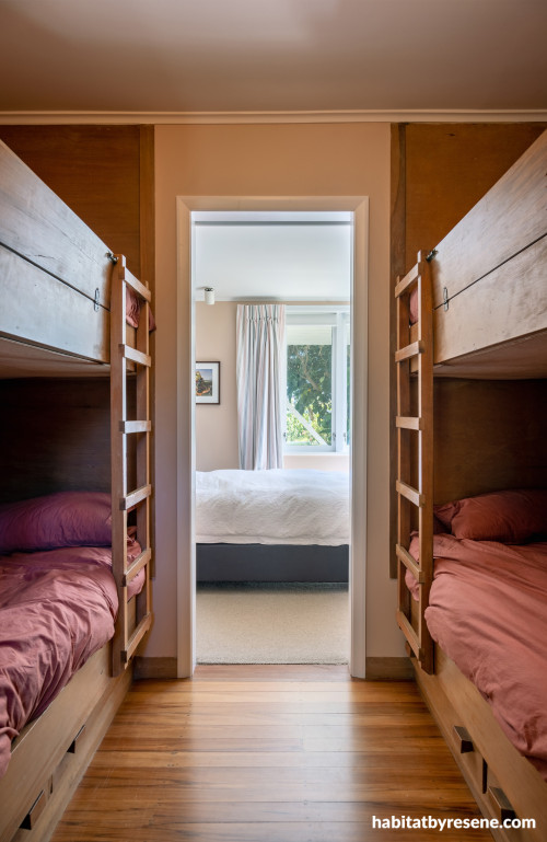 bunk bed room