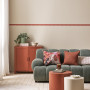 green and red lounge