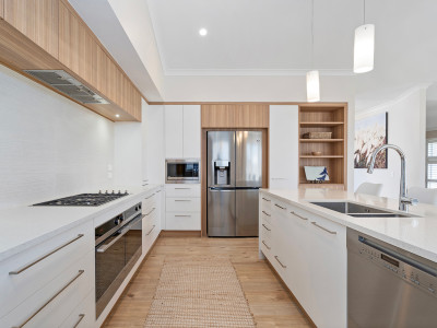 Fall in love with your kitchen again Fall in love with your kitchen again