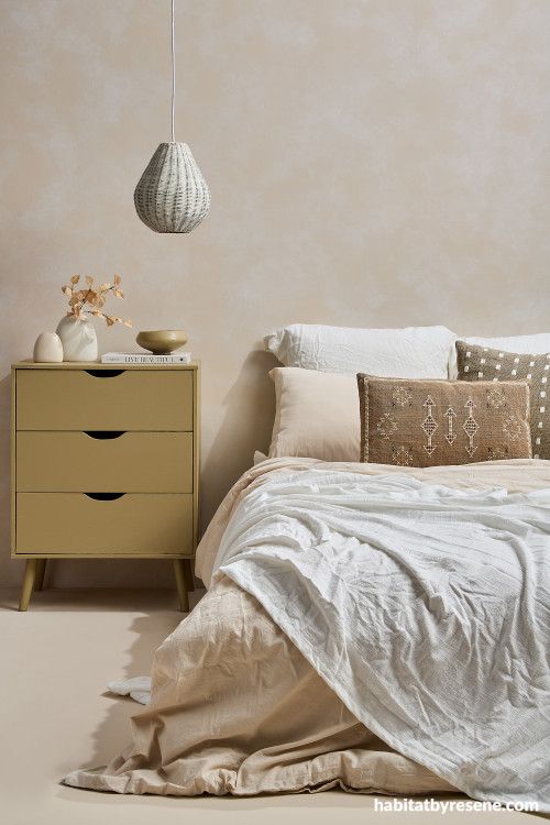 Bedroom, bedroom with painted walls featuring a textured effect