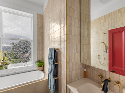 Pink walls and Pohutukawa dreams Pink walls and Pohutukawa dreams