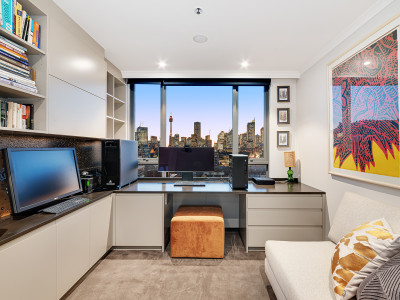 Calm tones and thoughtful texture in Bondi Beach Calm tones and thoughtful texture in Bondi Beach