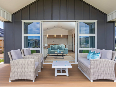 The warmth of flowing sands