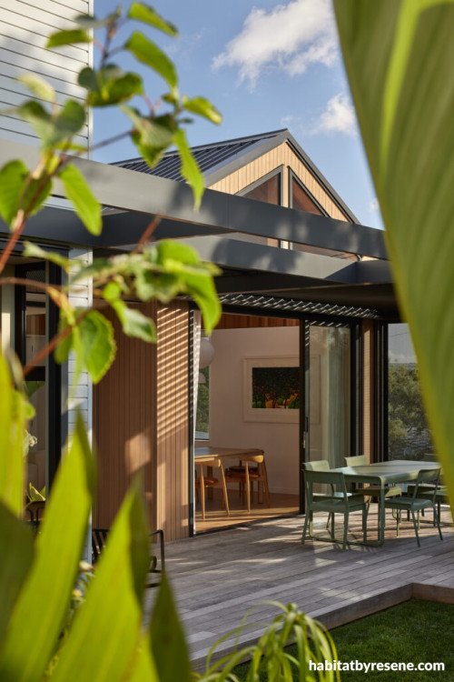 Vertical weatherboards