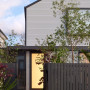 Neutral exterior