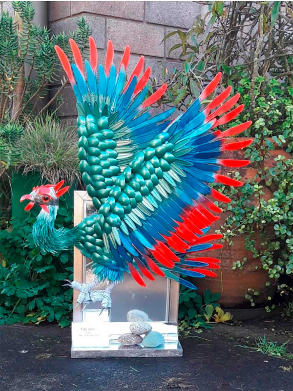 Upcycle bird