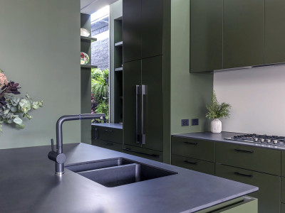 A home that balances boldness and light A home that balances boldness and light