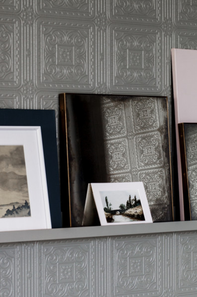 Transform your walls with textured anaglypta wallpaper