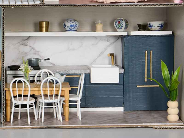 Annick Larkin teeny house5