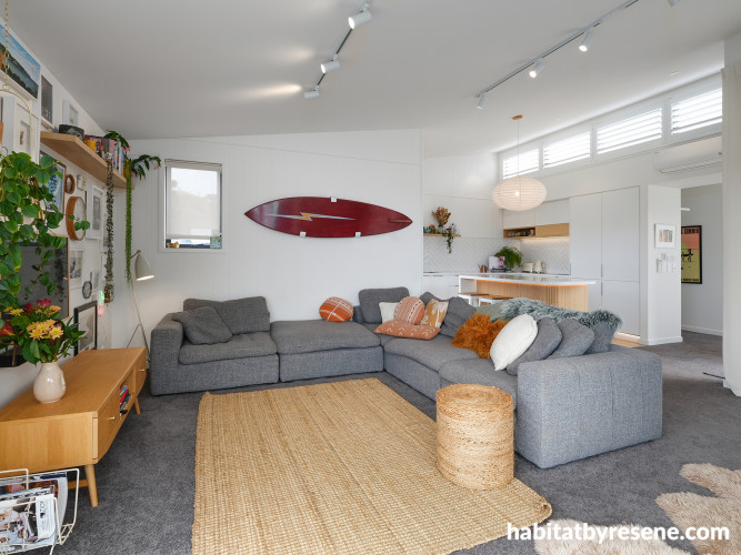 Resene surf lounge